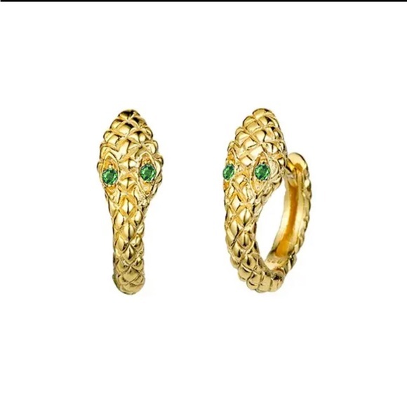 Jewelry - Garden of Eden huggies